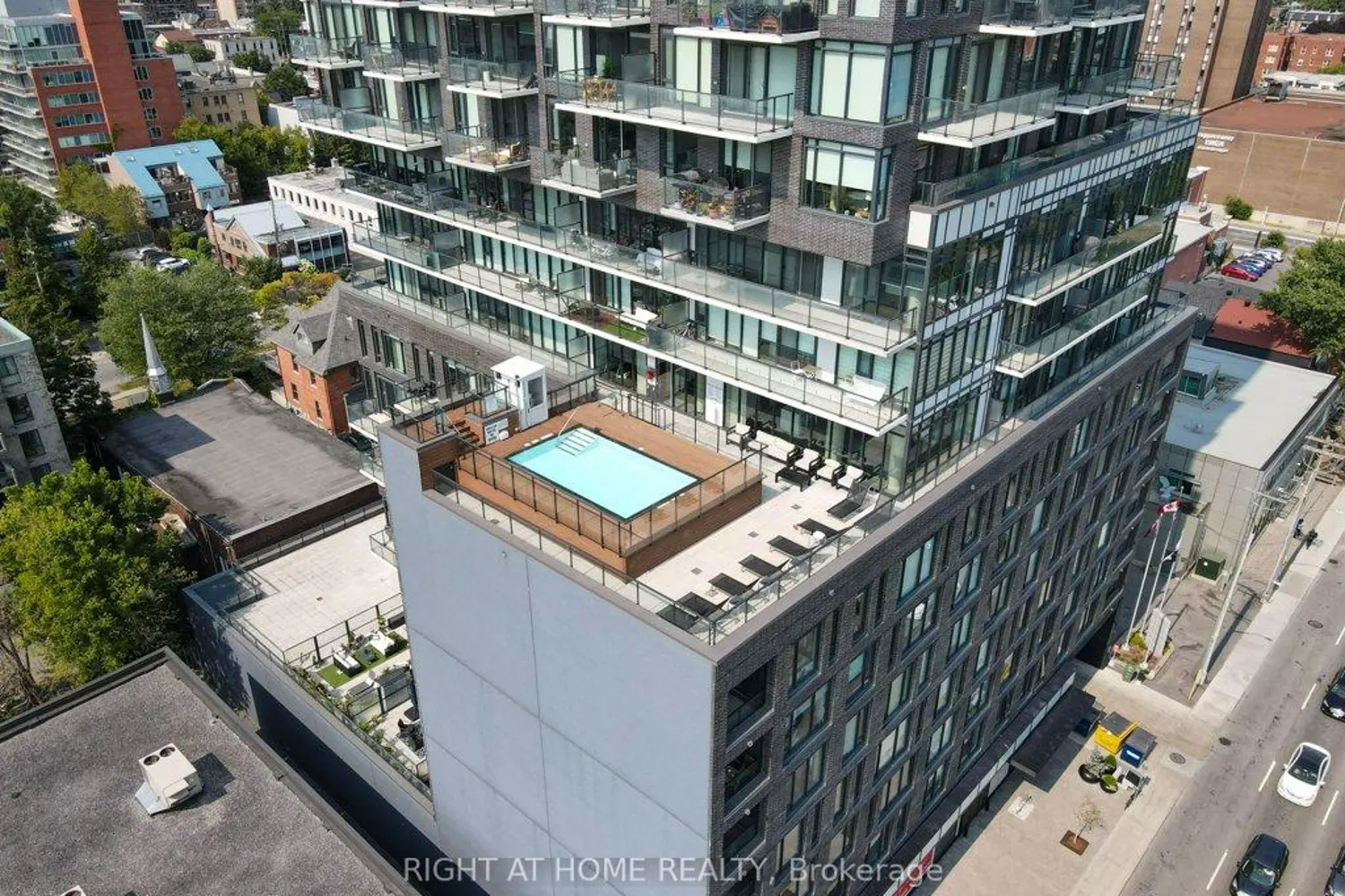 Additional image 9 of 203 Catherine Street 2002