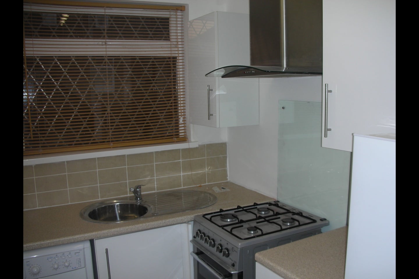 Additional image 3 of 1 Bed Terraced House, Nunnington View, LS12, N1 7GU