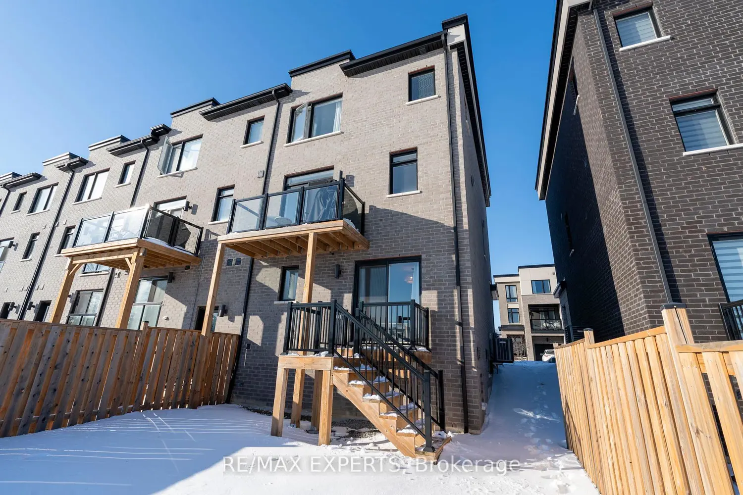 Additional image 11 of 1366 Gull Crossing