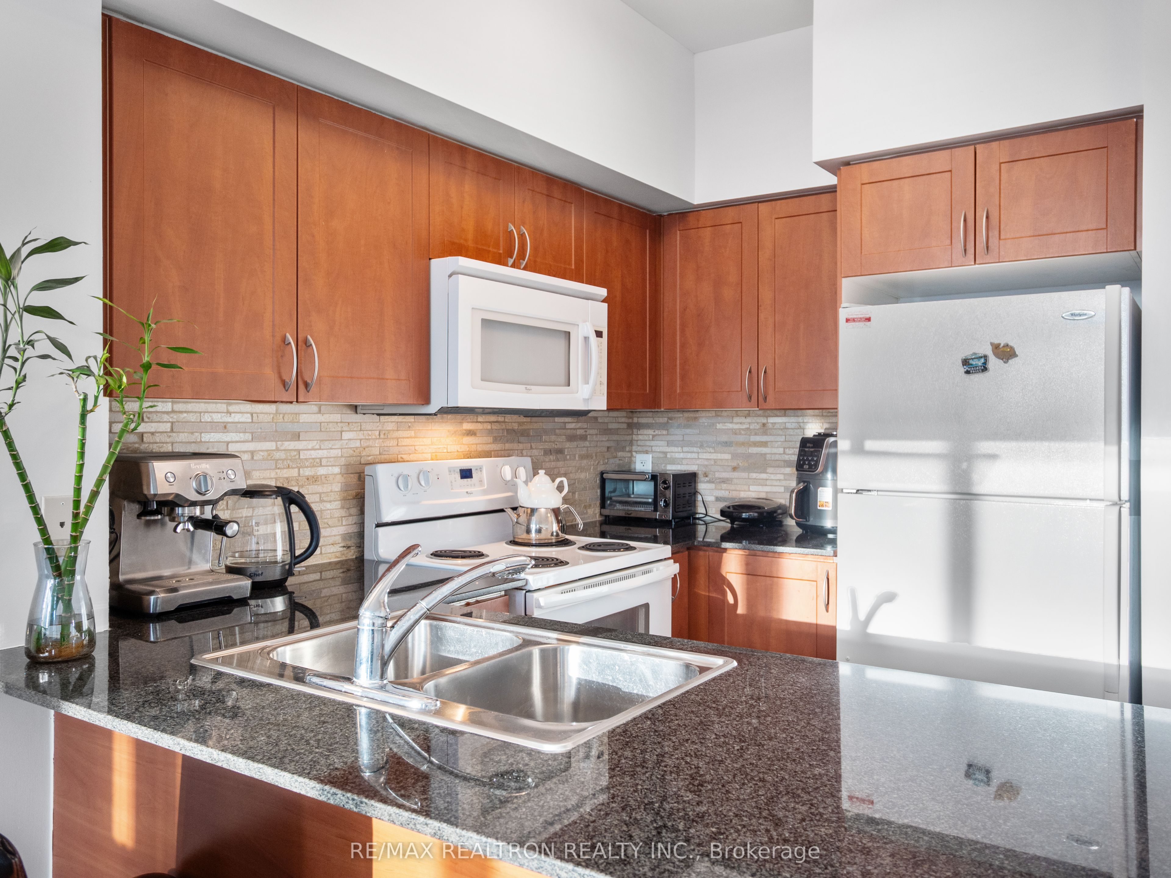 Additional image 6 of 1110-20 North Park Road, Vaughan, ON, L4J 0G7