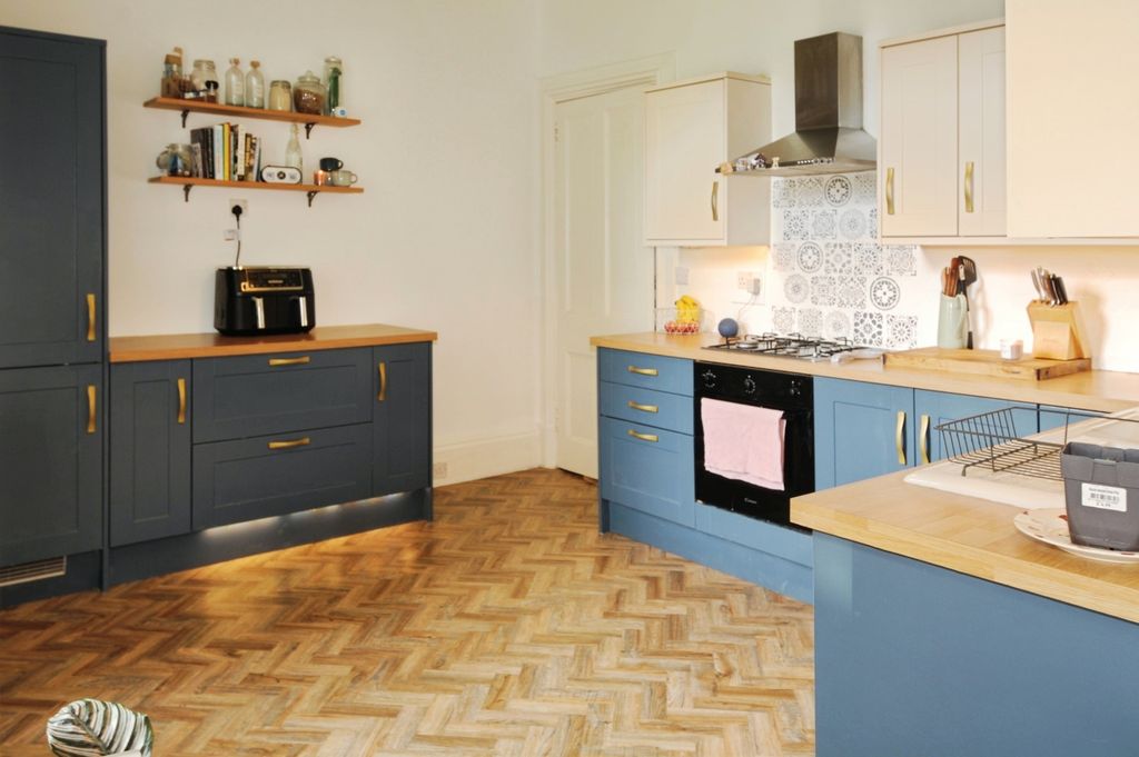 Additional image 3 of 3 bed flat for saleHaywood Road, Moffat, Dumfries And Galloway DG10