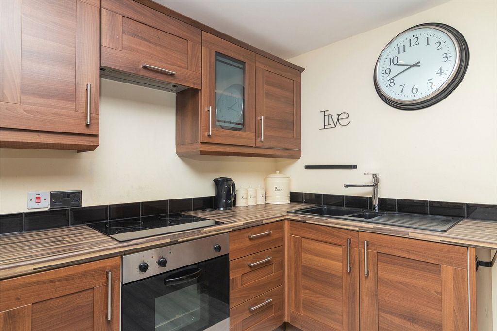 Additional image 19 of 5 bed flat for saleThe Chalet, Dunard House, Kinlochard, Stirling, Stirlingshire FK8