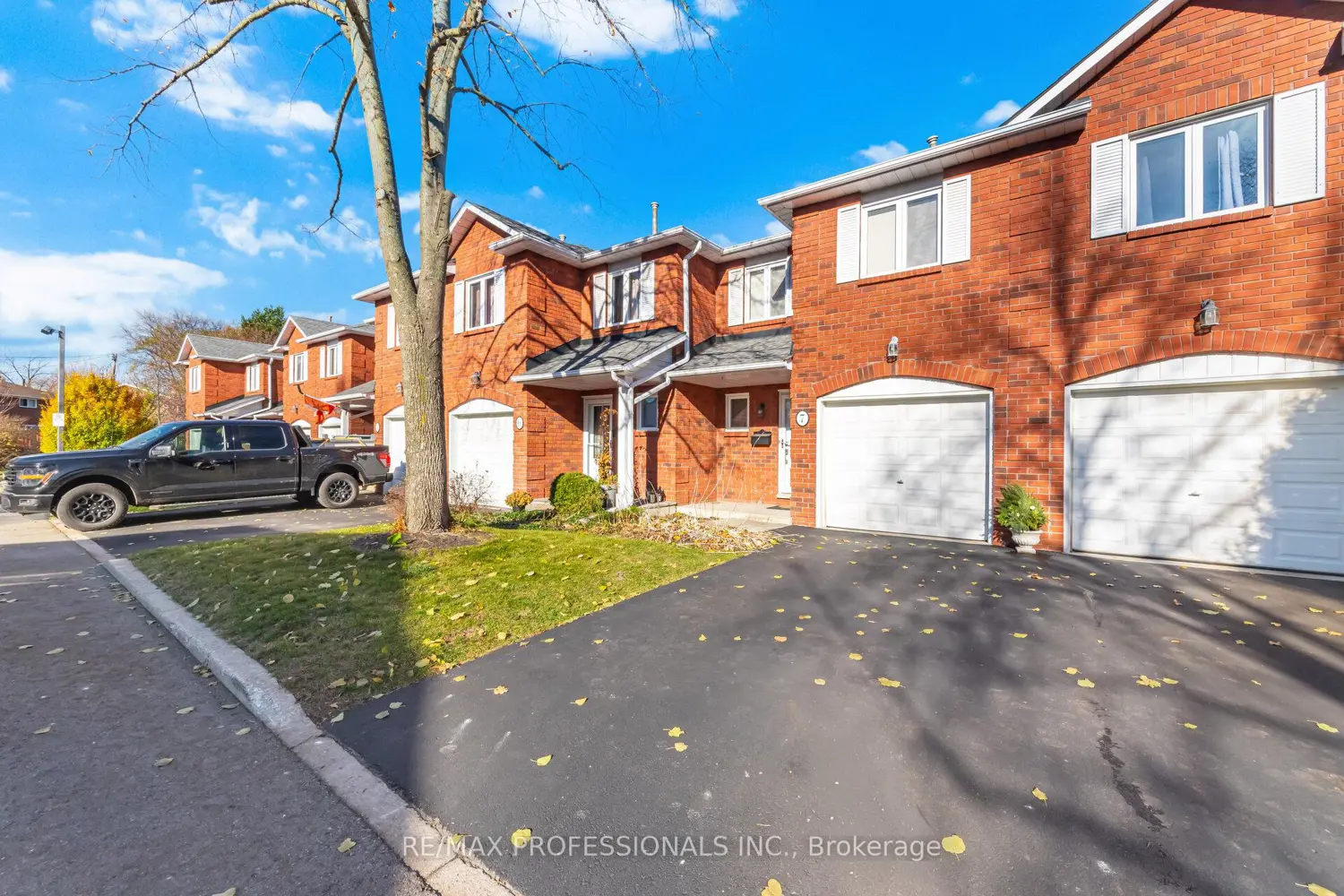 3115 New Street 7
