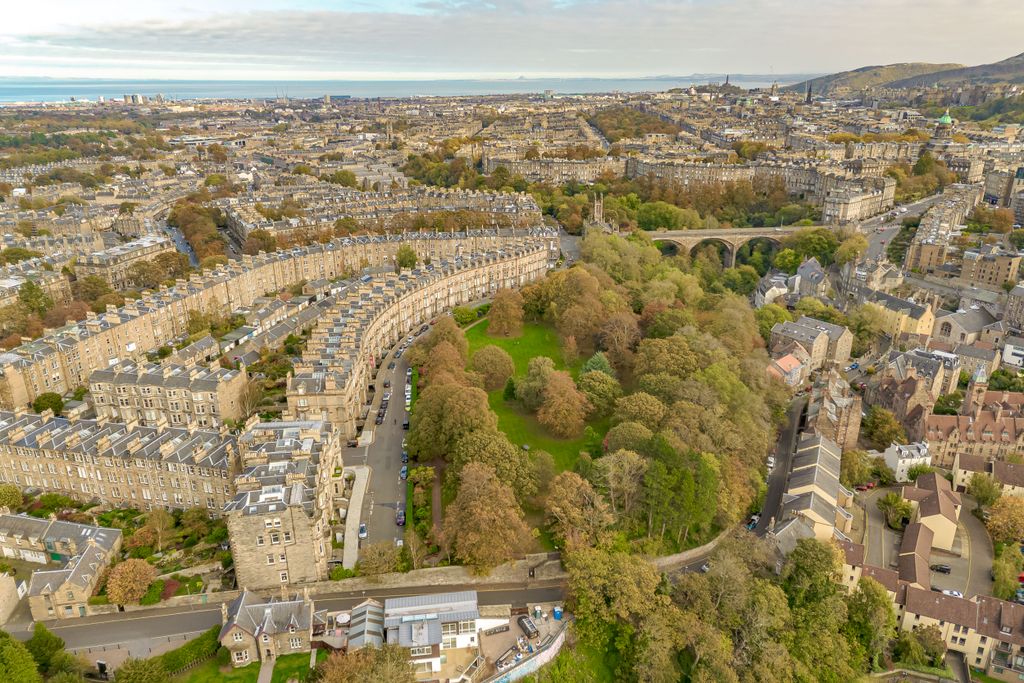 Additional image 25 of 4 bed flat for sale25 Belgrave Crescent, West End, Edinburgh EH4