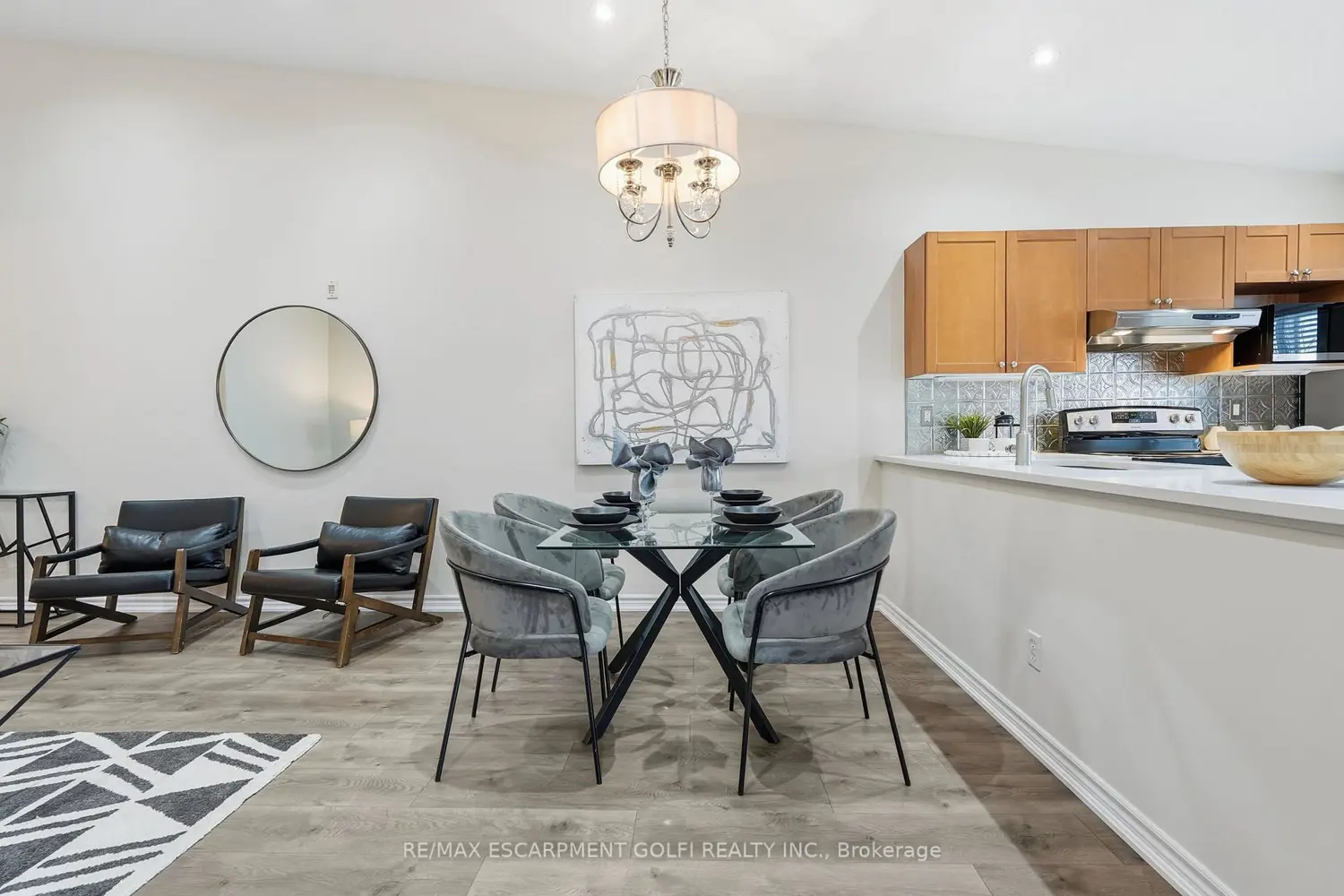 Additional image 6 of 2035 Appleby Line 411