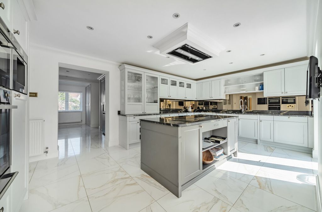 Additional image 3 of 5 bed detached house for saleRook Hill Road, Friars Cliff, Christchurch BH23