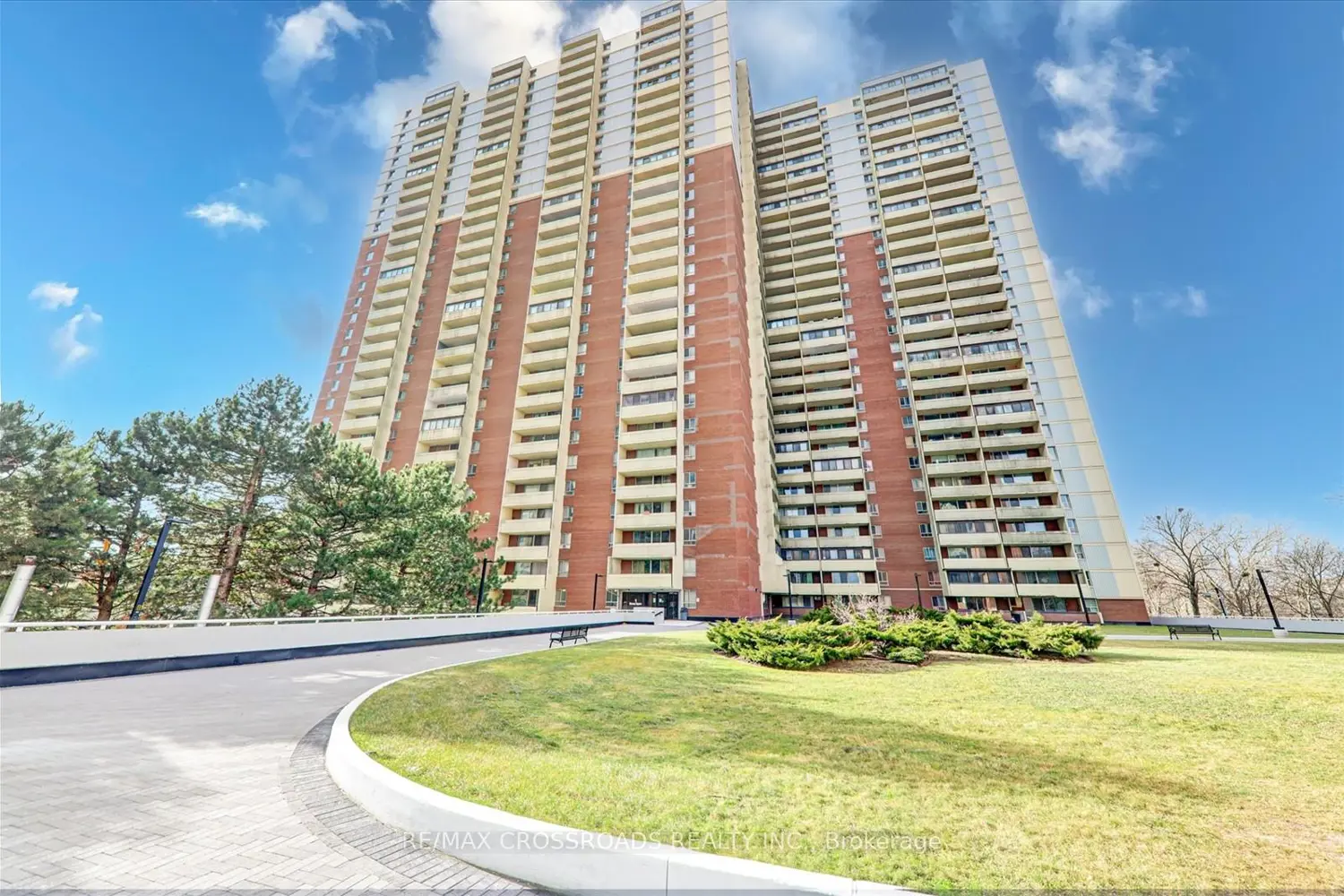 1 Massey Square 1109