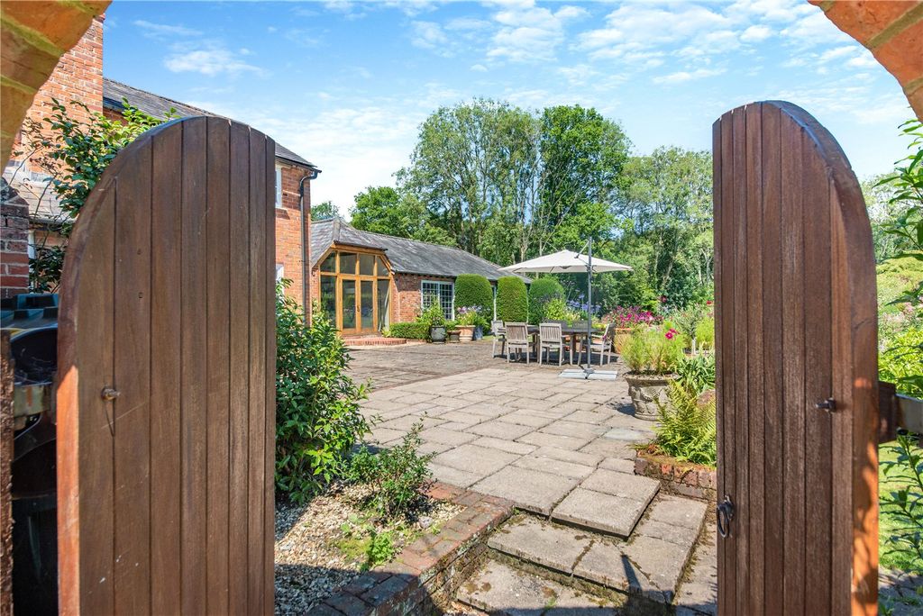 Additional image 18 of 5 bed detached house for salePenwood, Highclere, Newbury, Berkshire RG20