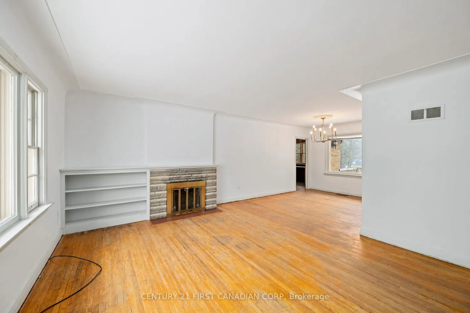 518 Upper Queen Street photo 4