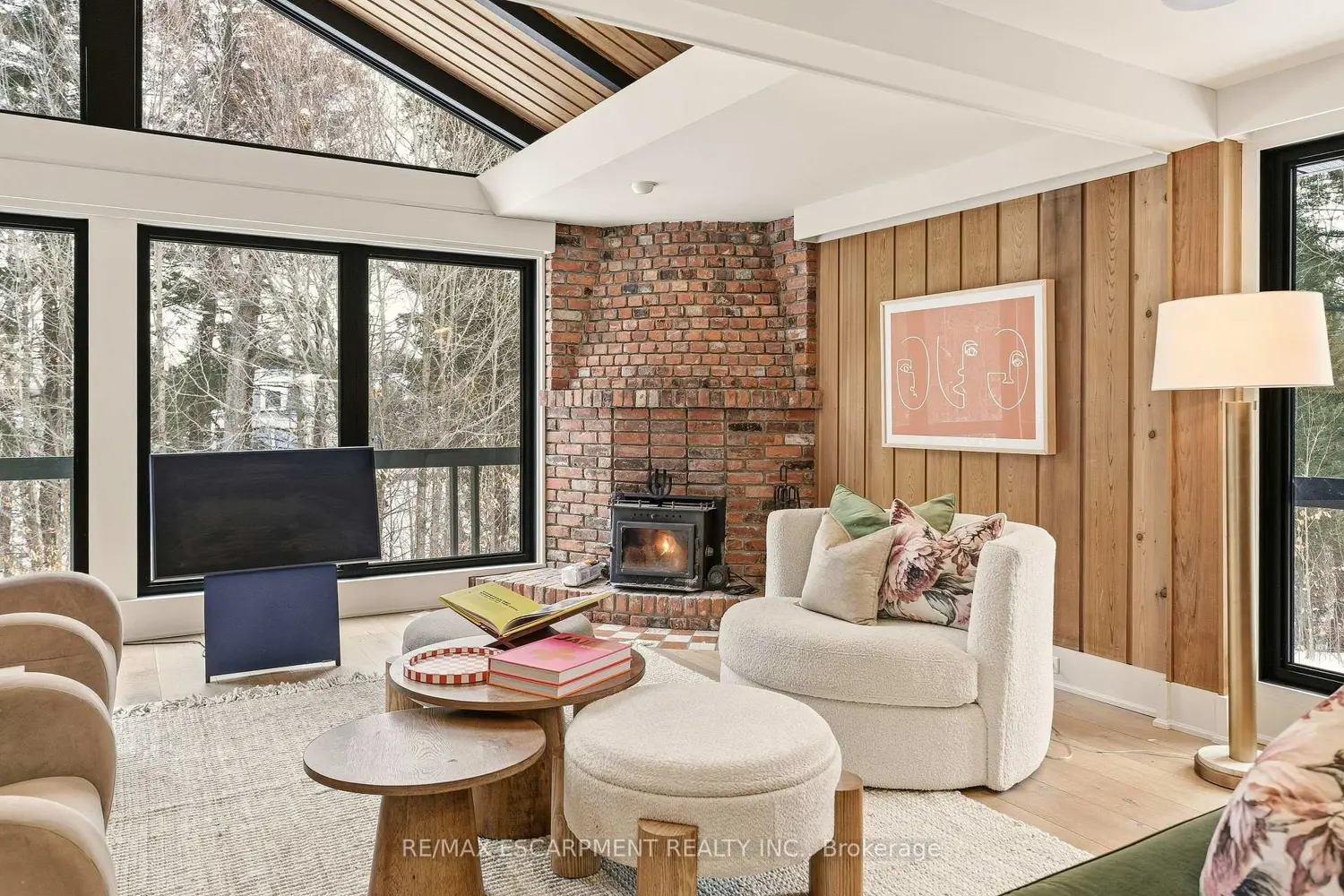 Additional image 9 of 2510 Britannia Road