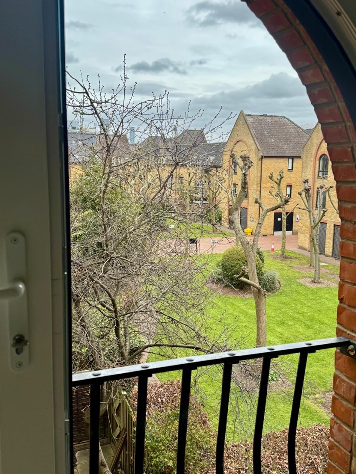 Additional image 7 of 2 Bed Flat, Kennet St, E1W, N1 7GU