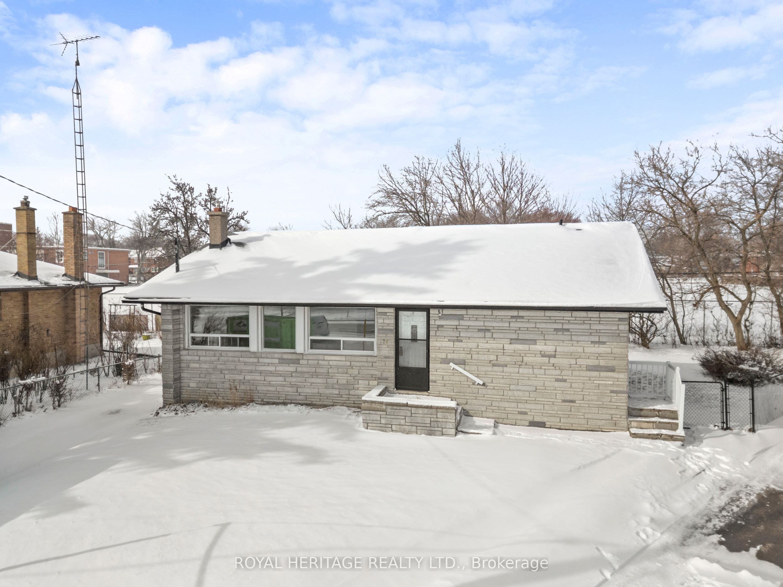 Additional image 3 of 26 Kitson Drive, Toronto, ON, M1M 3C8