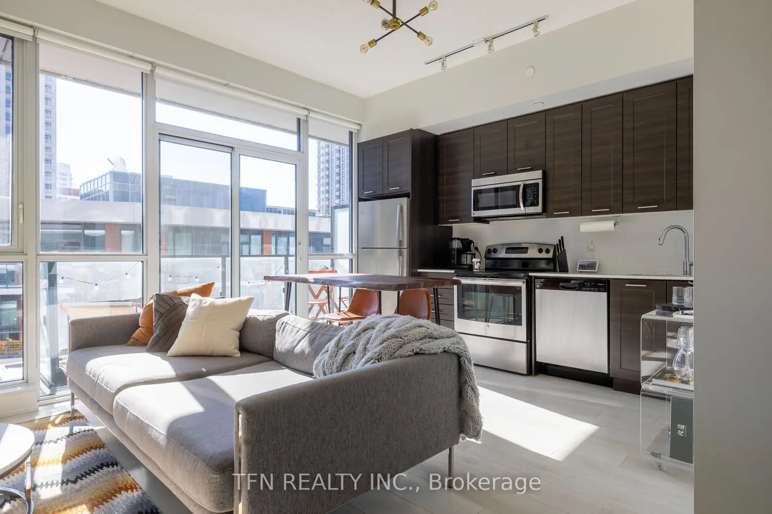Additional image 8 of 50 Bruyeres Mews 726