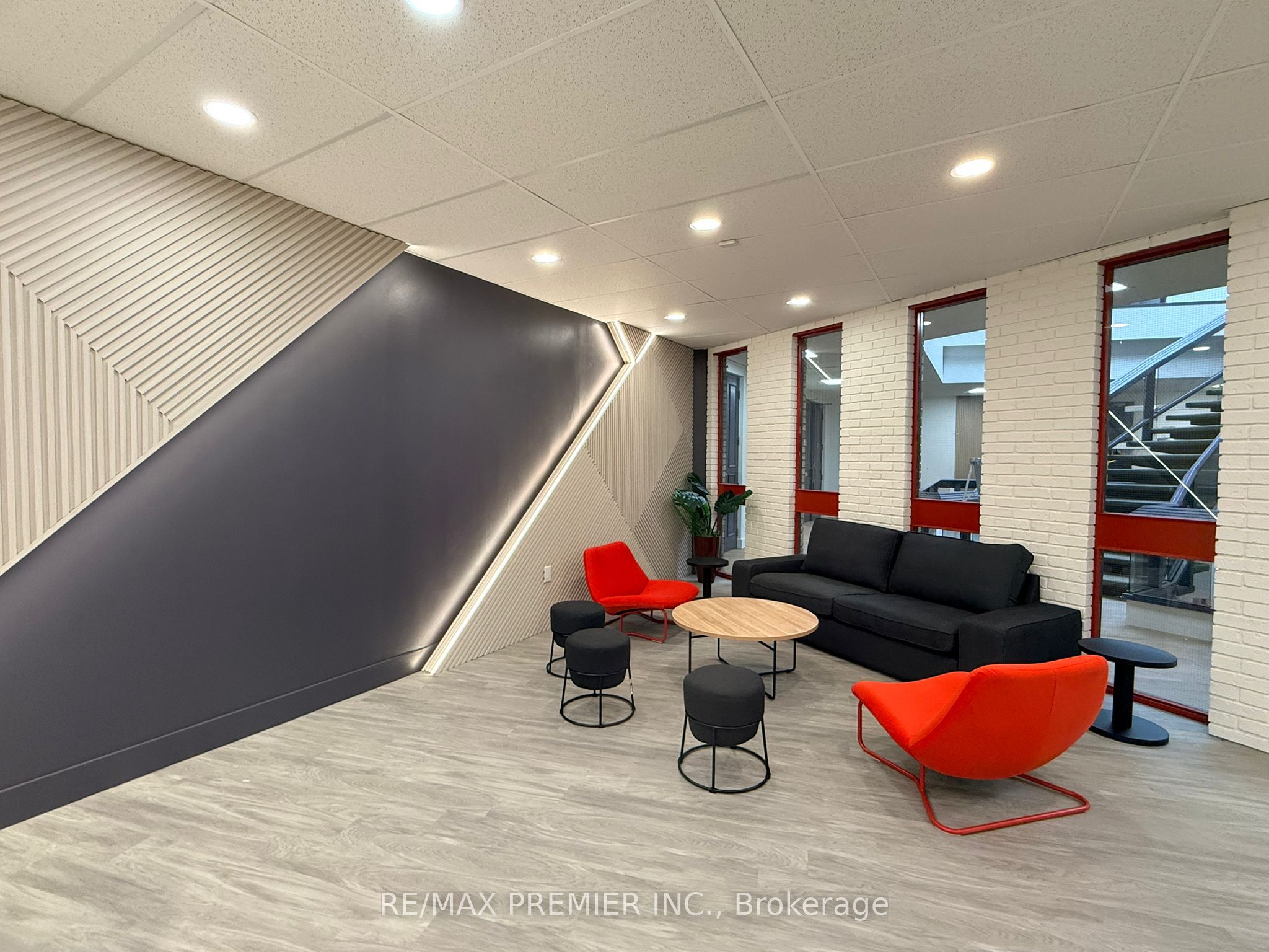 Additional image 5 of 302-08-3390 South Service Road, Burlington, ON, L7N 3J5