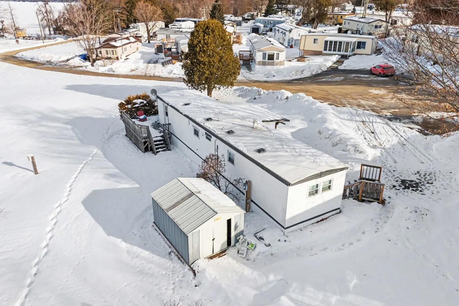 266 Hillview Road photo 3