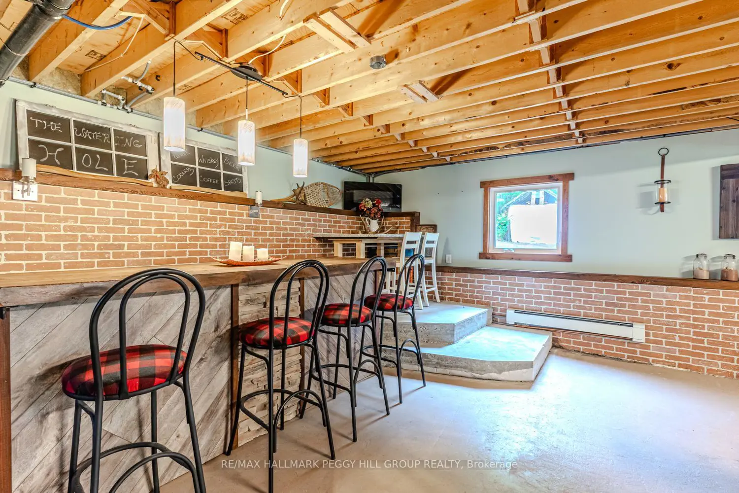 Additional image 11 of 1450 Beiers Road