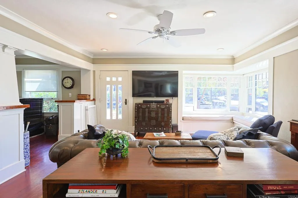 Additional image 9 of 576 E, Coronado, CA 92118