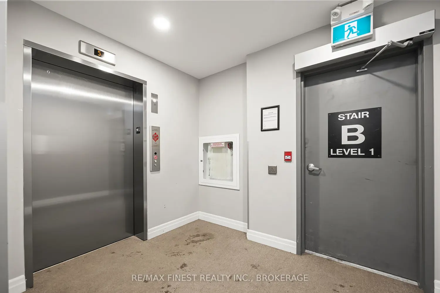 Additional image 5 of 501 Frontenac Street 421