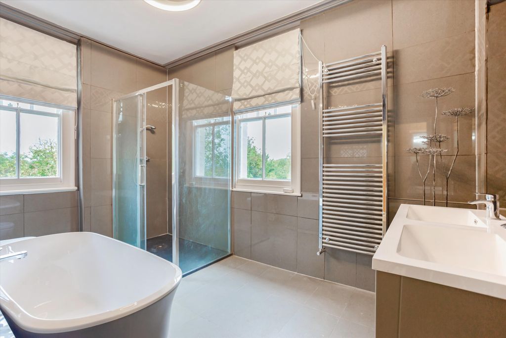 Additional image 12 of 6 bed detached house for saleLenchwick, Evesham, Worcestershire WR11