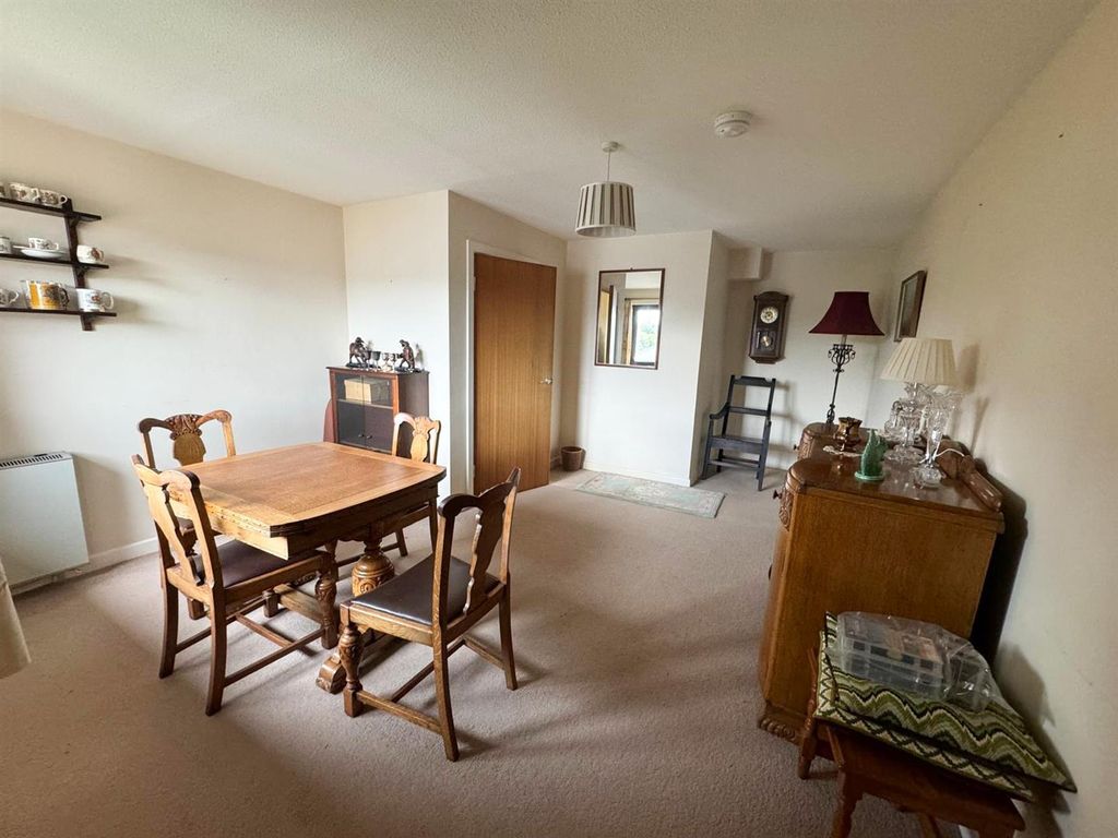 Additional image 3 of 2 bed flat for saleGerddi Rheidol, Trefechan, Aberystwyth SY23
