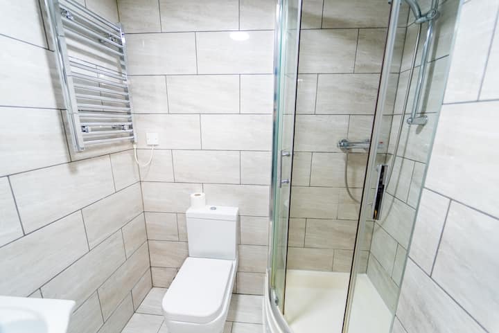 Additional image 10 of Studio Flat, Birmingham, B29, N1 7GU