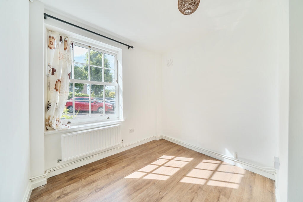 Additional image 5 of Room in a Shared Flat, Greystoke House, SE15, N1 7GU