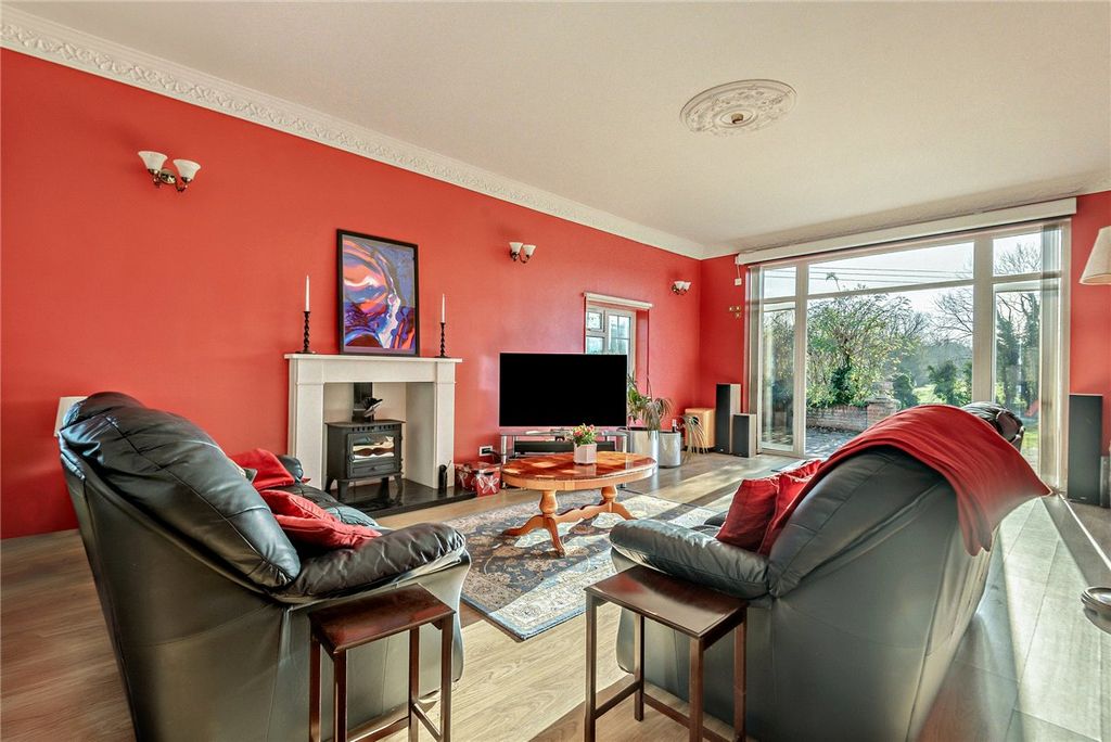 Additional image 2 of 5 bed detached house for saleFox's Lane, Kingsclere, Newbury, Hampshire RG20