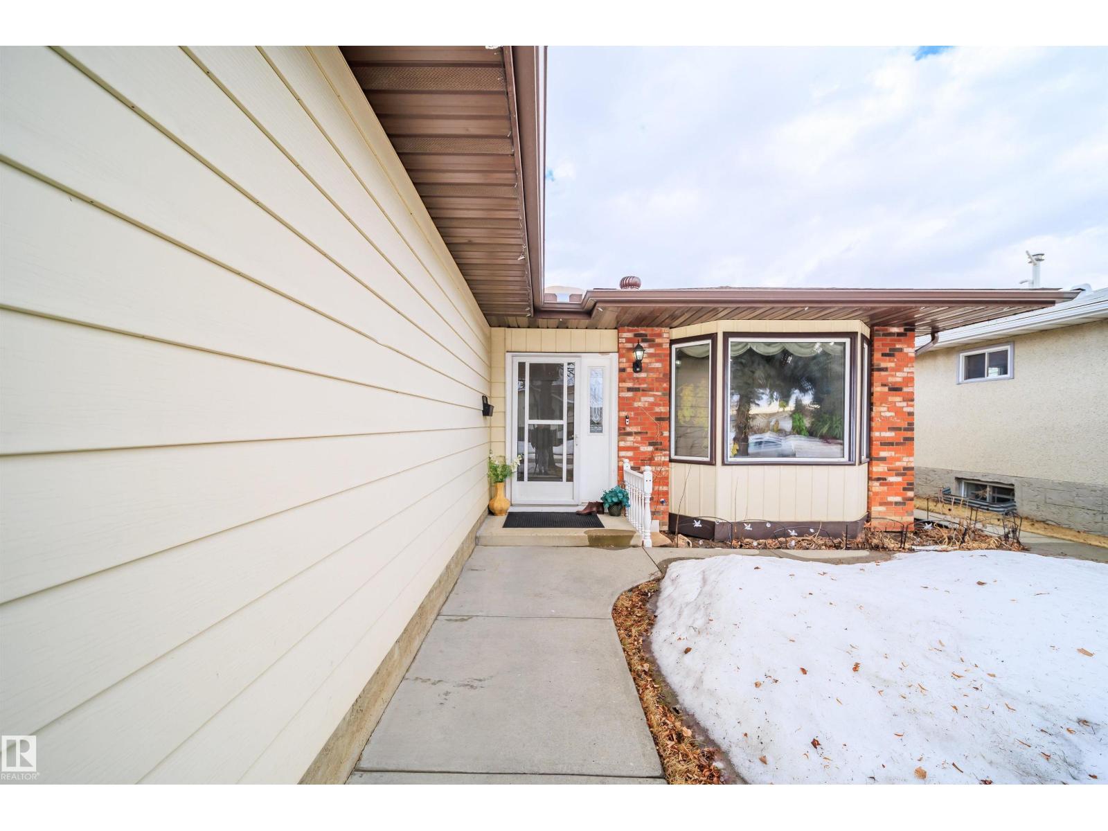 Additional image 2 of 16515 113 Street NW, Edmonton, AB, T5X4T2