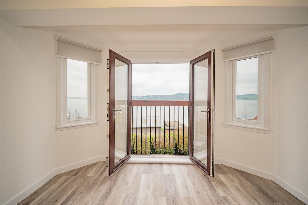 Additional image 3 of 2 bed flat for saleOgilvie Court, Broughty Ferry, Dundee DD5