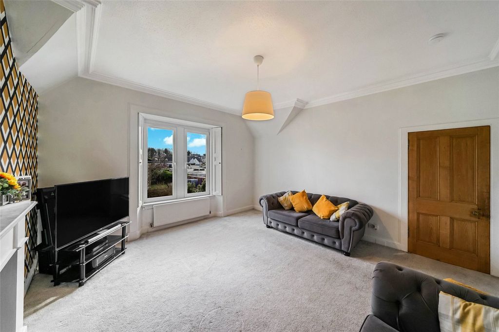 Additional image 11 of 3 bed flat for saleHilton Road, Alloa, Clackmannanshire FK10