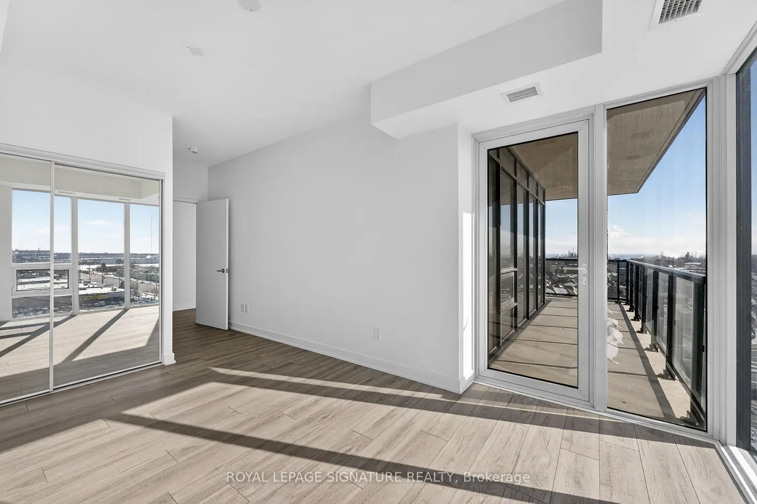 Additional image 16 of 1035 Southdown Road 1008