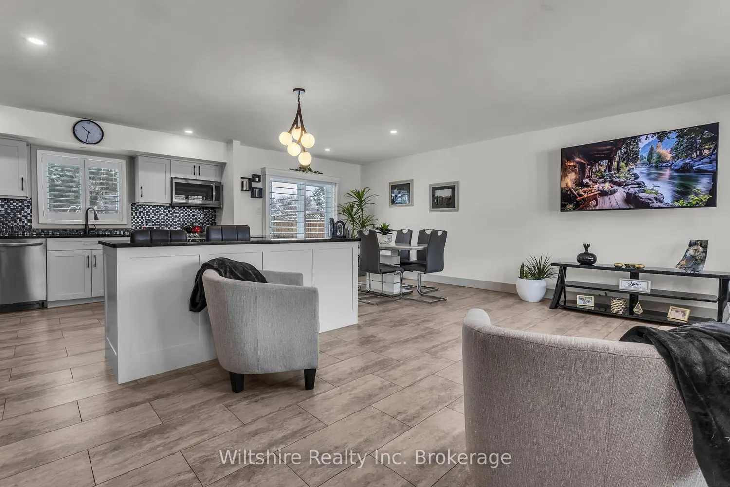 Additional image 2 of 32 Devon Court