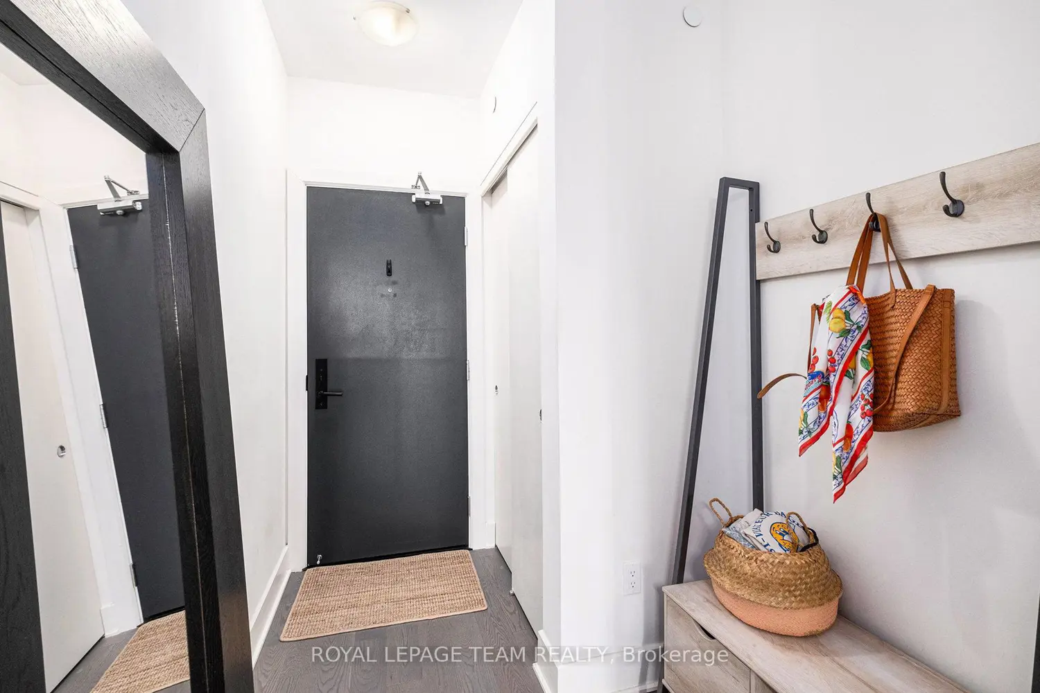 Additional image 3 of 255 Bay Street 714