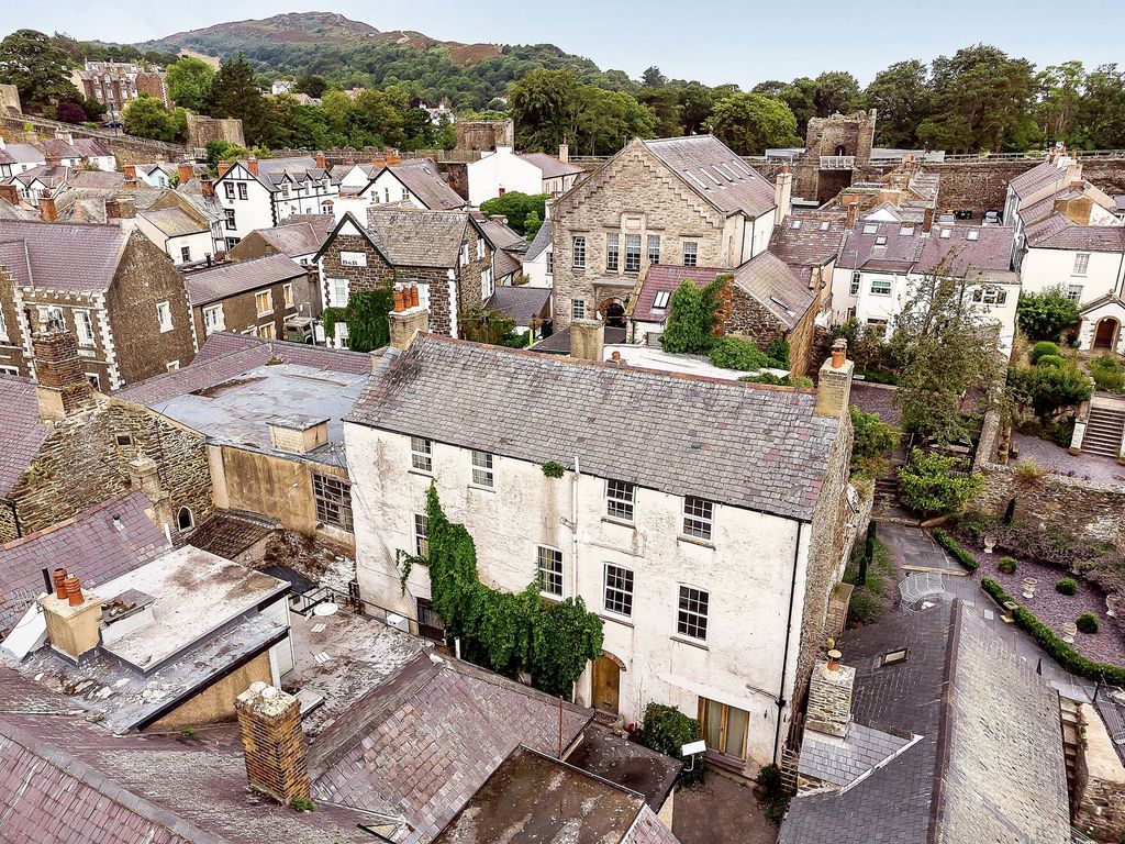 5 bed semi-detached house for saleHigh Street, Conwy LL32