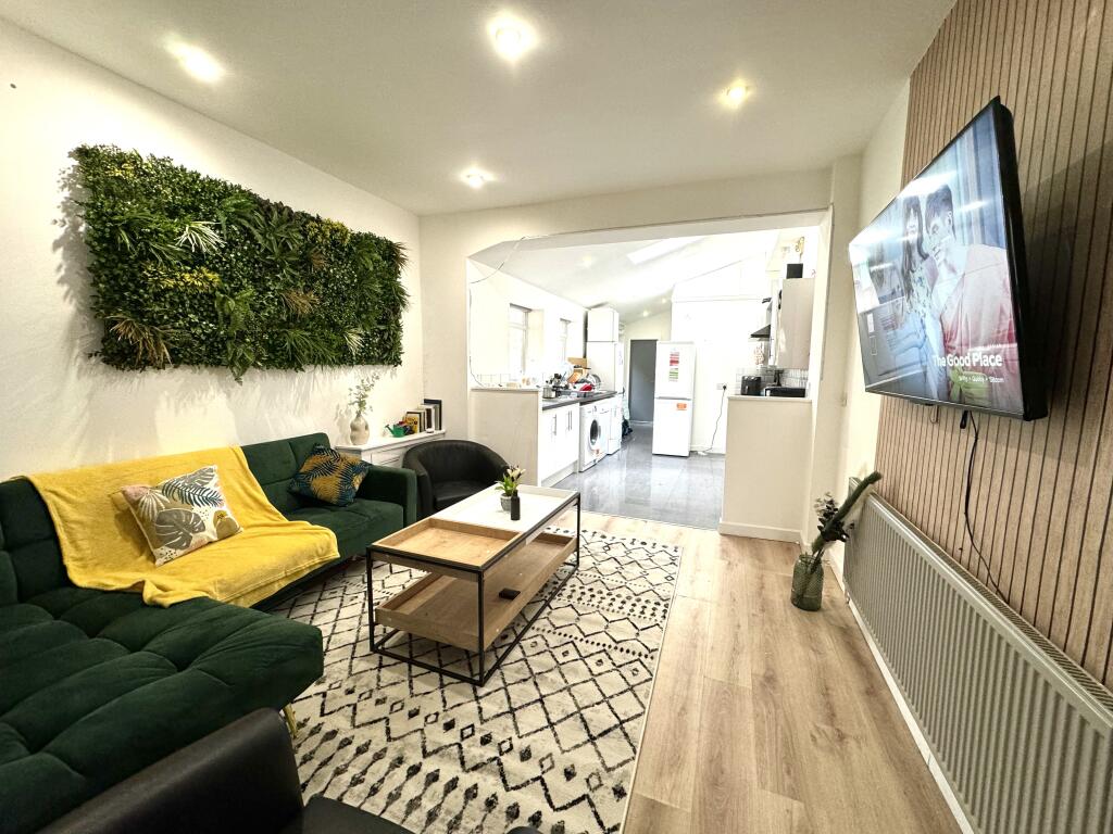 Additional image 5 of Tiverton Road - 6 bed, Selly Oak, West Midlands, B29