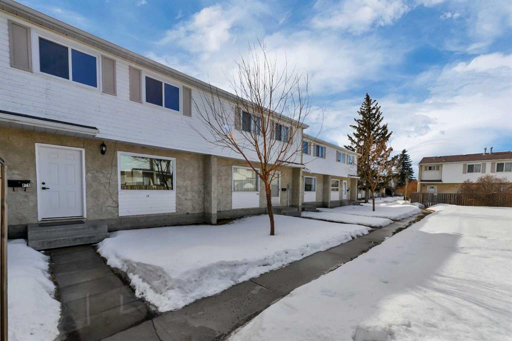 Additional image 2 of F1-35 Nash Street, Red Deer, AB, T4P 1X9