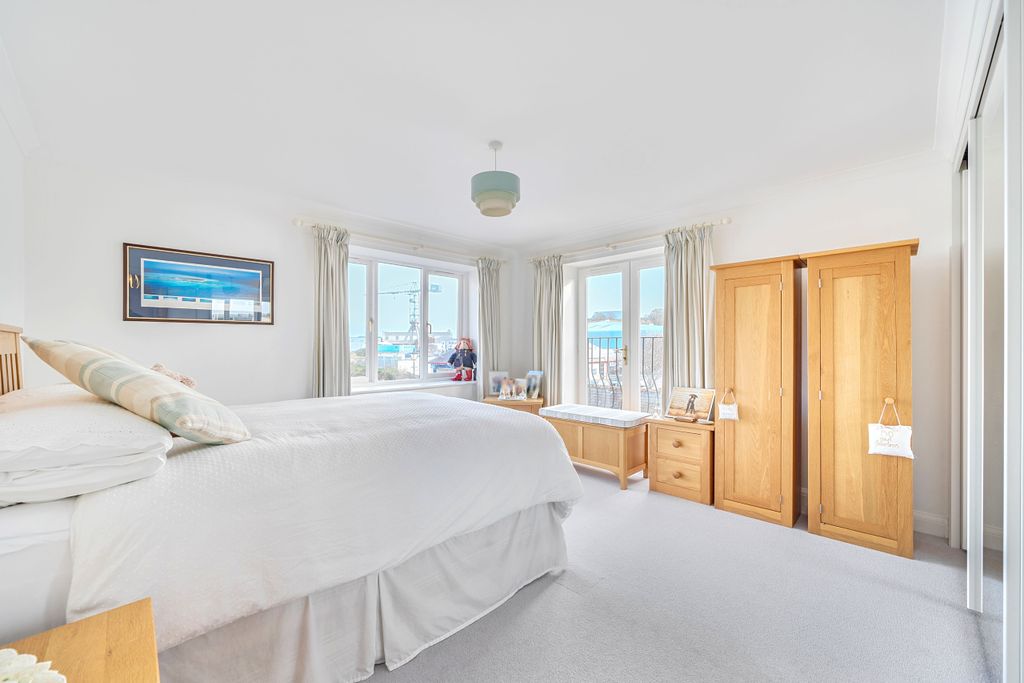 Additional image 11 of 3 bed flat for saleChallenger Quay, Falmouth, Cornwall TR11