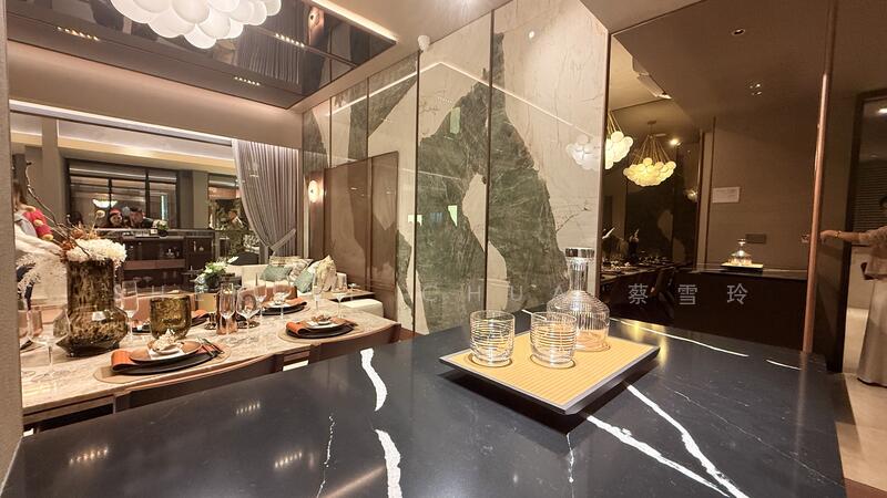 3 Marina Gardens Lane