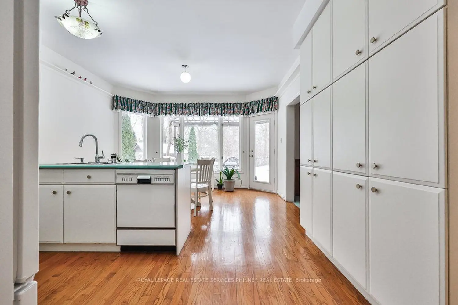 Additional image 4 of 3952 Rolling Valley Drive