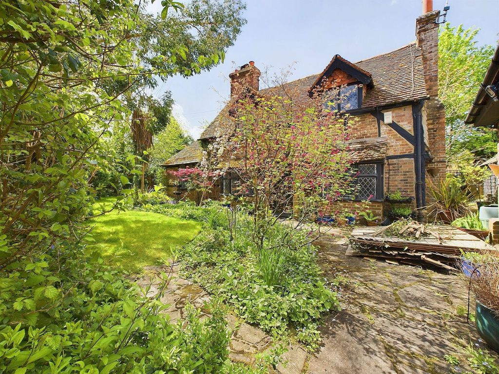 Additional image 13 of 2 bed cottage for saleWickhurst Lane, Broadbridge Heath, Horsham RH12