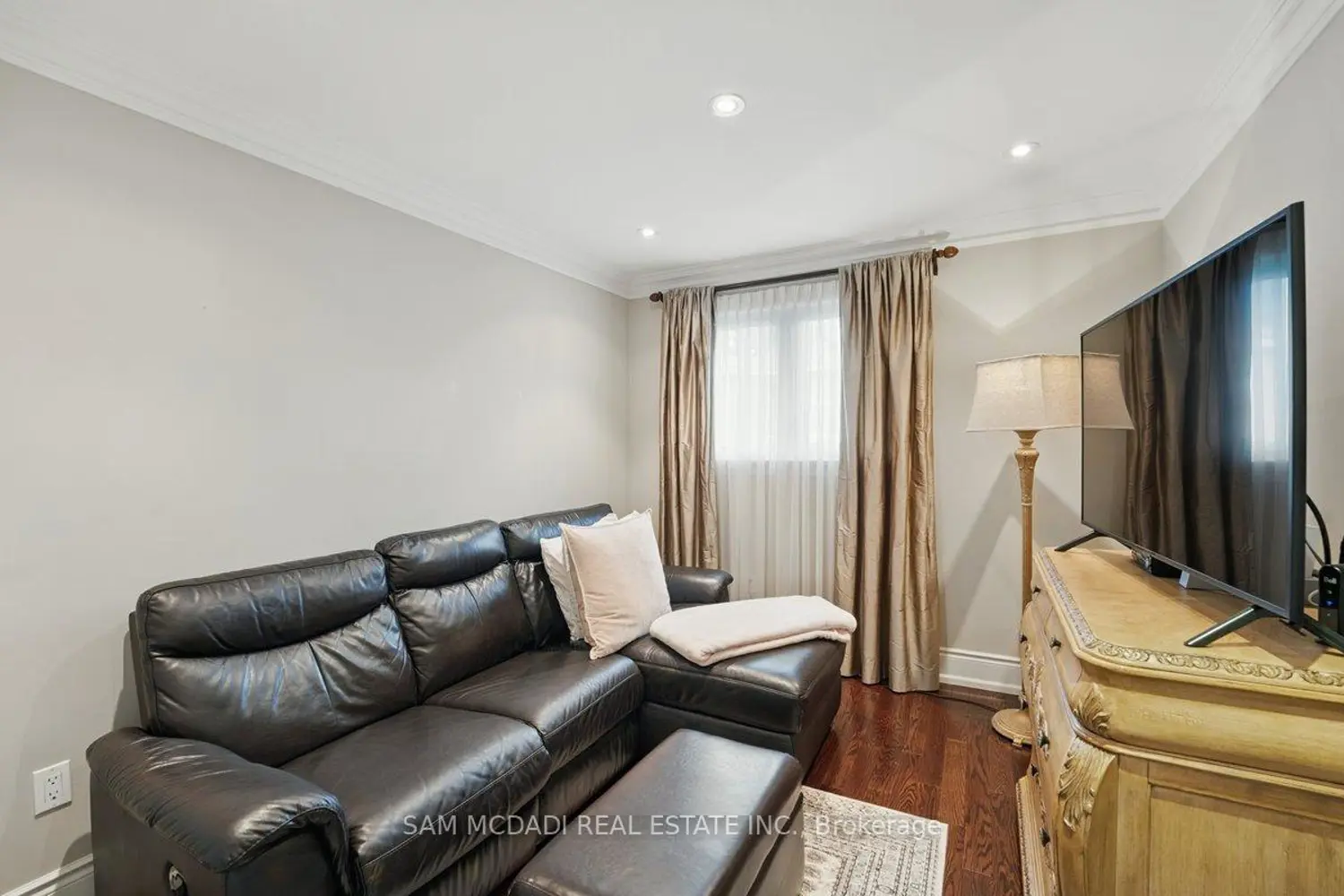 Additional image 9 of 215 Anastasia Terrace