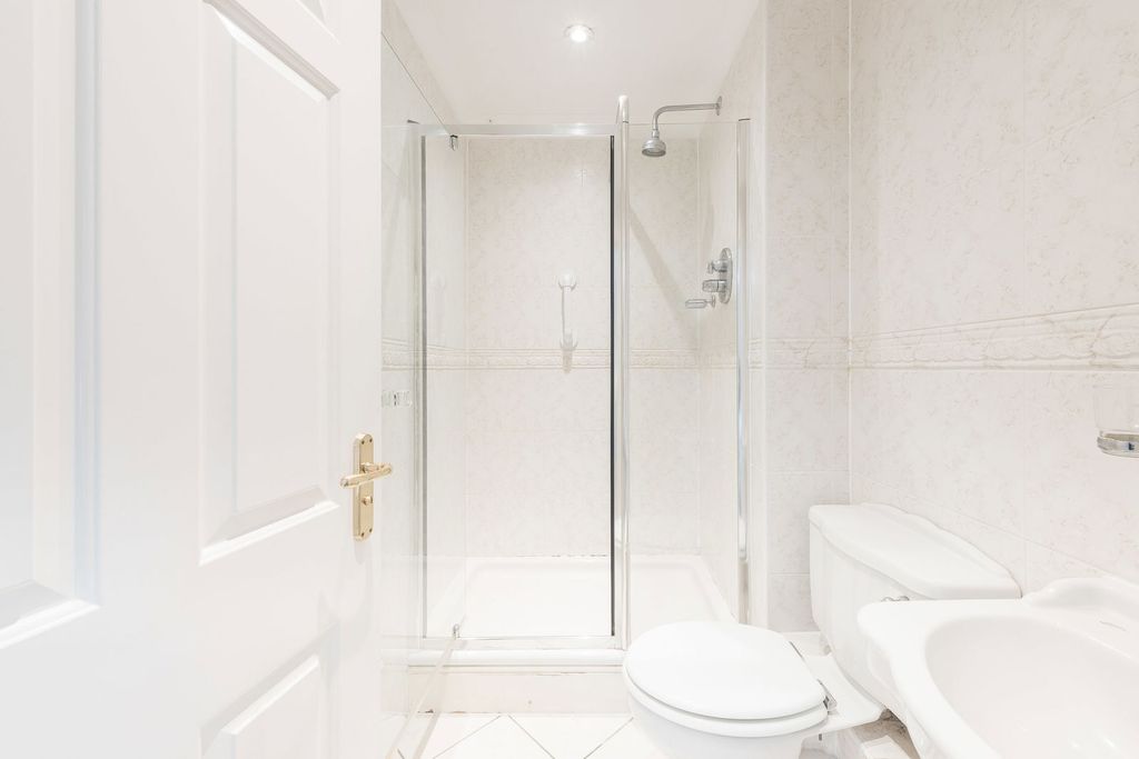 Additional image 31 of 2 bed flat for saleSt. Johns Hill, Shenstone, Lichfield WS14