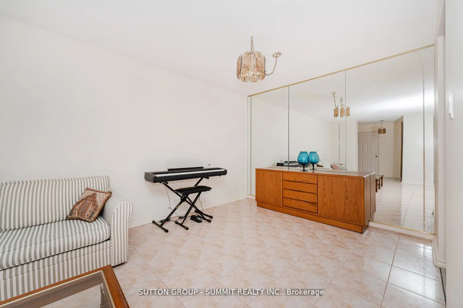 Additional image 6 of 100 County Court Boulevard 1005