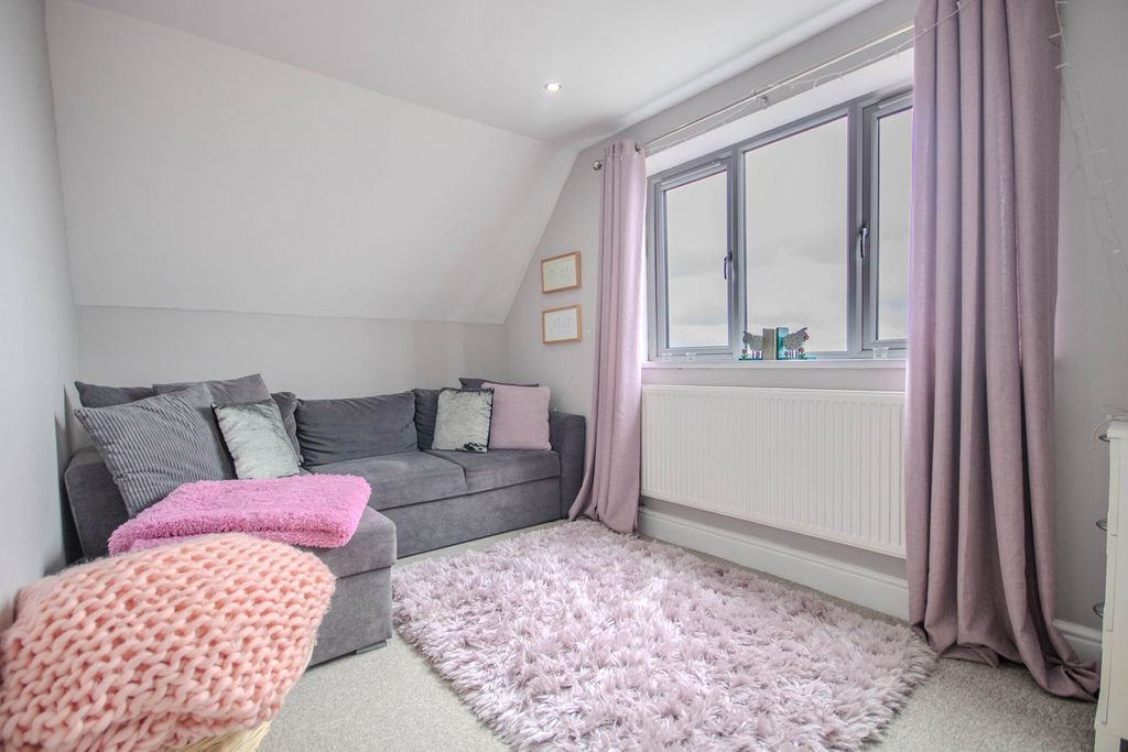 Additional image 26 of 6 bed detached house for saleClos Maes Mawr, Caerphilly CF83