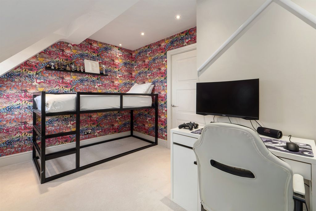 Additional image 16 of 3 bed flat for saleOakwood House, Beechfield Road, Alderley Edge SK9