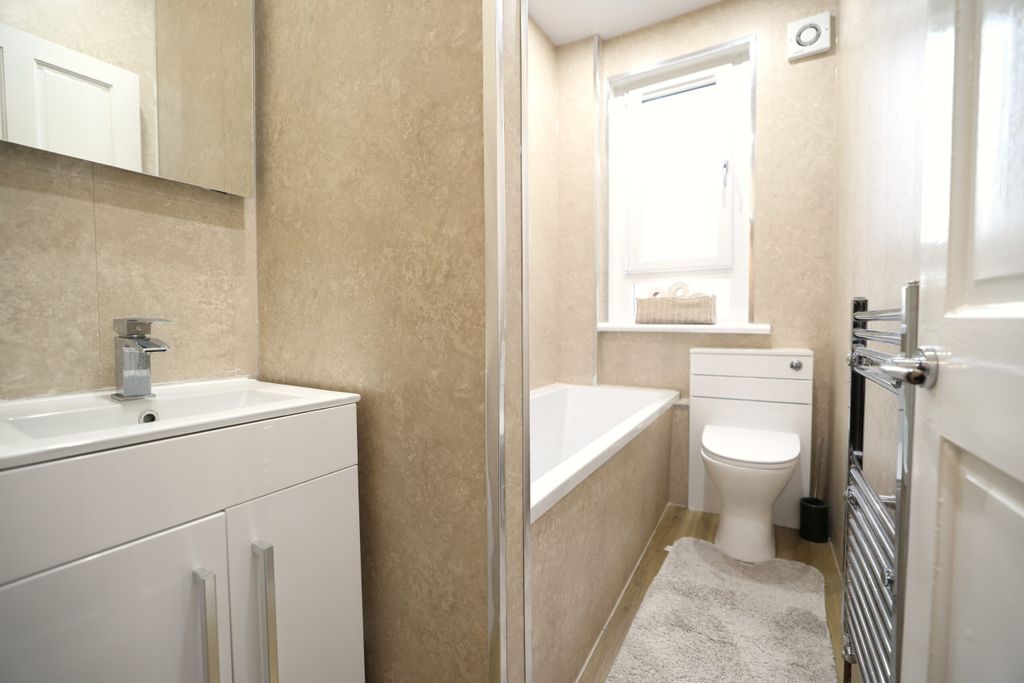 Additional image 5 of 2 bed flat for saleBrown Avenue, Troon KA10