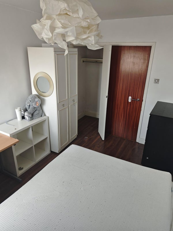 Additional image 6 of Room in a Shared Flat, Pauline House, E1, N1 7GU