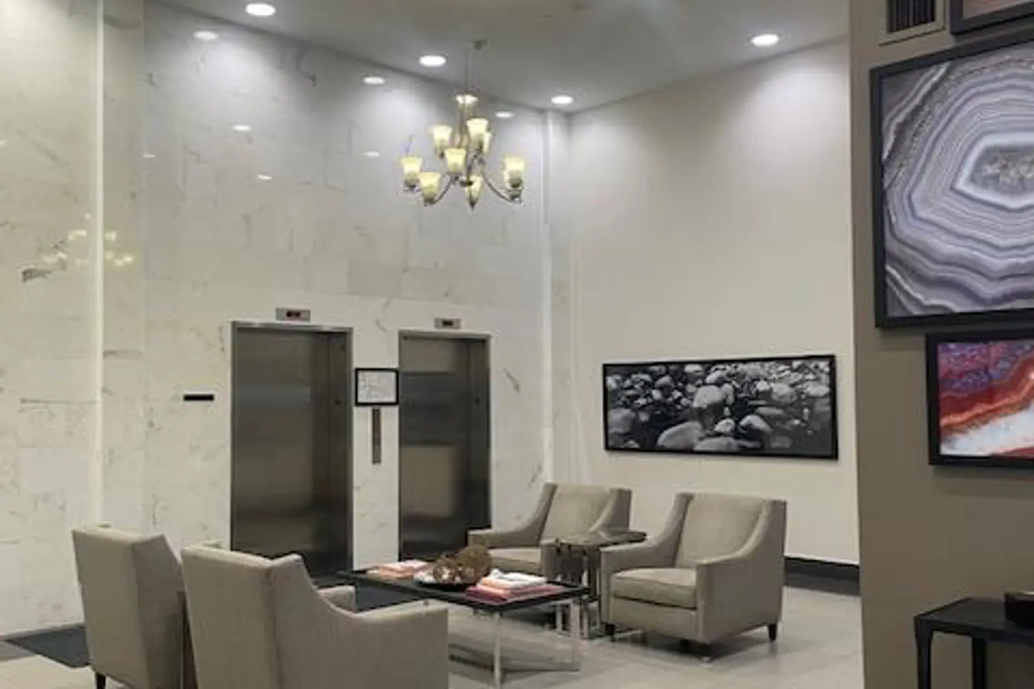 Additional image 18 of 150 Wellington Street Unit 612