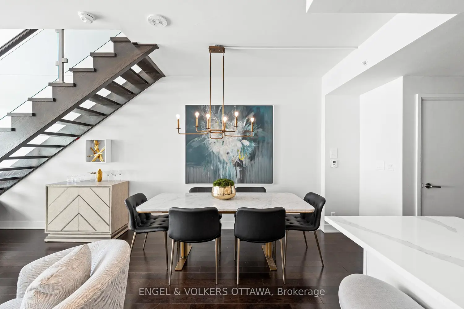 Additional image 6 of 1035 Bank Street 110