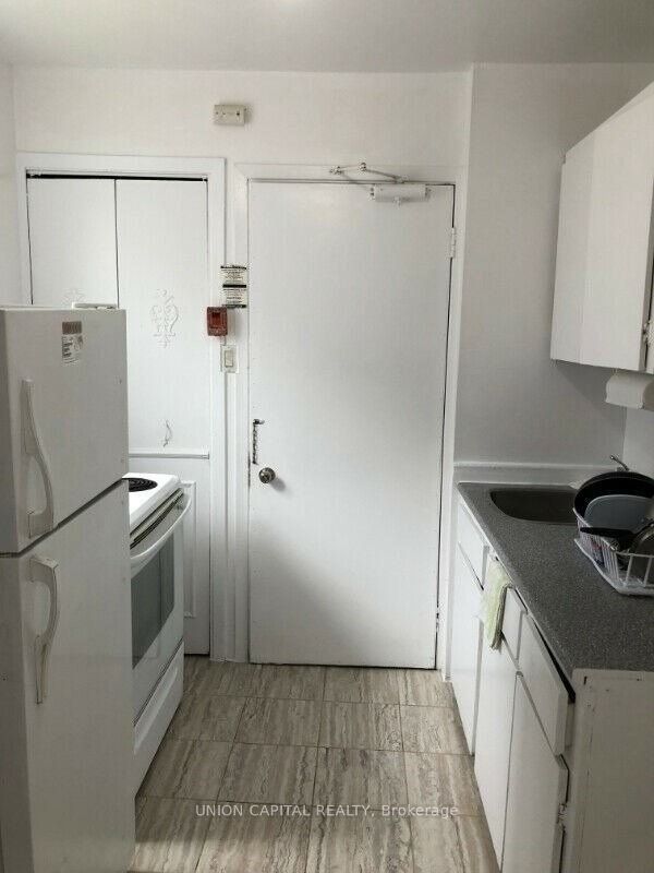 Additional image 6 of 2-2015 Davenport Road, Toronto, ON, M6N 1C5